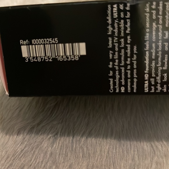 MAKEUP FOREVER Ultra HD Invisible Cover Foundation - Picture 3 of 3